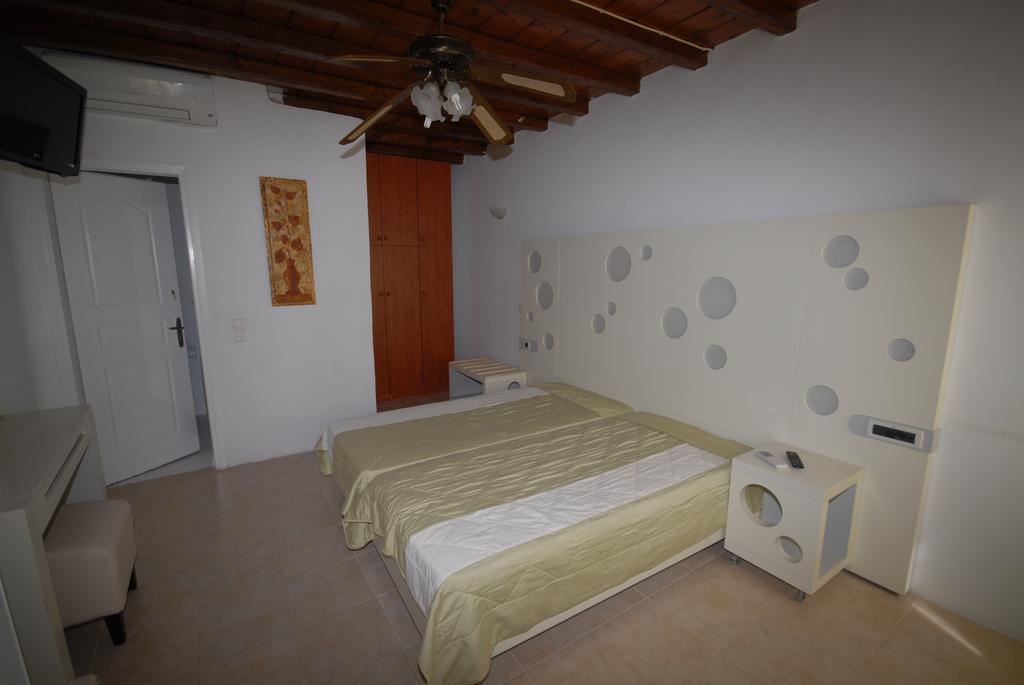 Adonis Rooms كالو ليفادي المظهر الخارجي الصورة