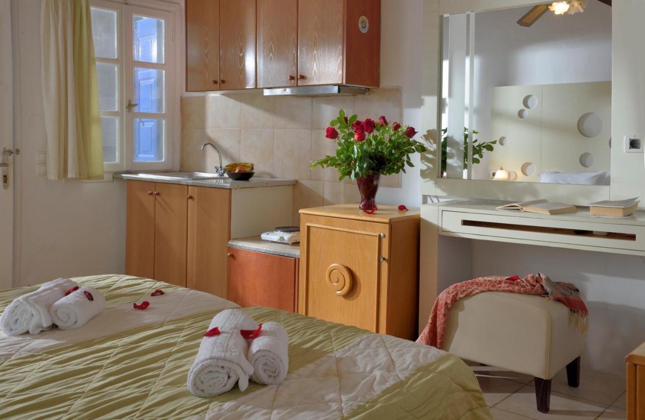 Adonis Rooms كالو ليفادي المظهر الخارجي الصورة